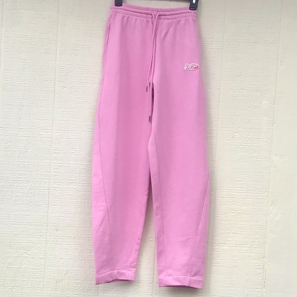 Zara x Barbie pink jogger sweatpants - Picture 1 of 16